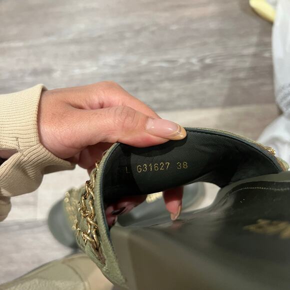 Chanel CC Interlocking Chain Khaki Mule Slides EU 38 - Picture 4 of 7